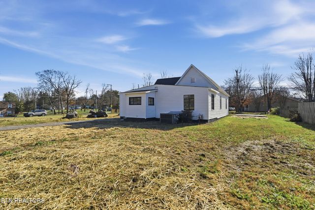 507 E Inskip Drive, Knoxville, TN 37912