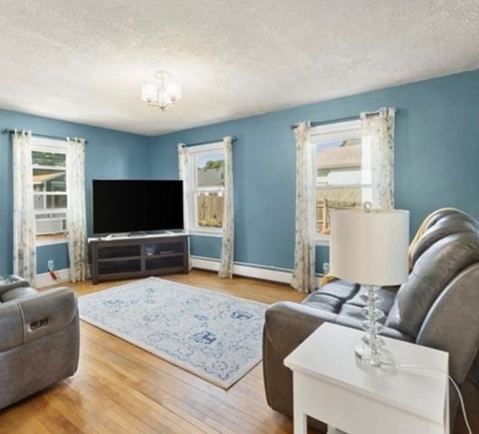 200 Lynnfield St 1, Peabody, MA 01960