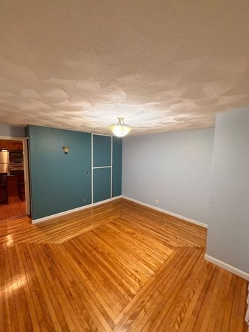 200 Lynnfield St 1, Peabody, MA 01960