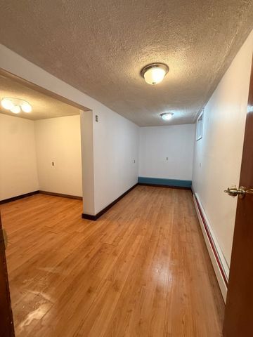 200 Lynnfield St 1, Peabody, MA 01960