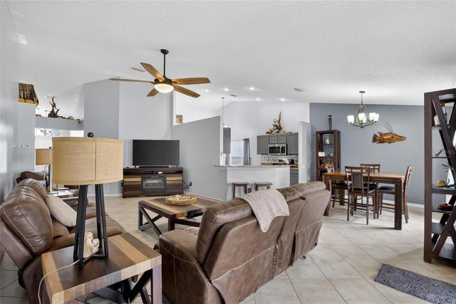 12229 DAWN VISTA DRIVE, Riverview, FL 33578