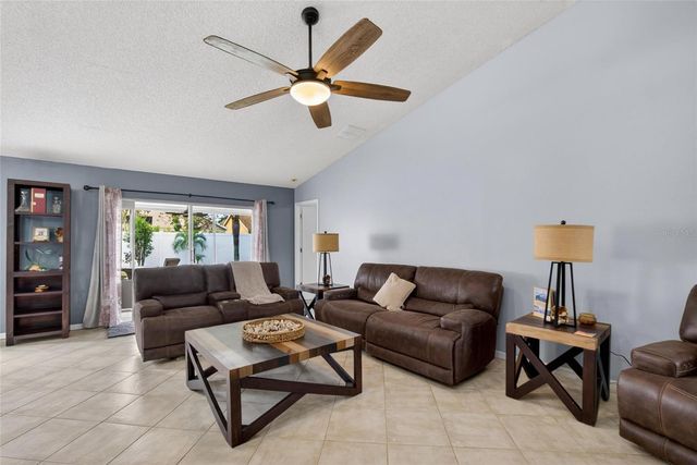 12229 DAWN VISTA DRIVE, Riverview, FL 33578