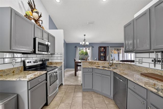 12229 DAWN VISTA DRIVE, Riverview, FL 33578