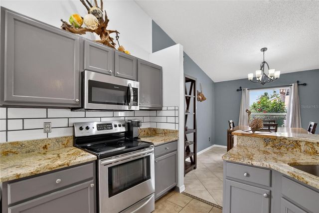 12229 DAWN VISTA DRIVE, Riverview, FL 33578