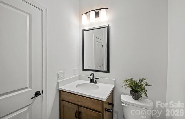 1016 WT Ferguson Drive, Matthews, NC 28104