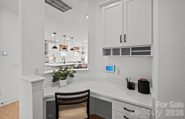 1016 WT Ferguson Drive, Matthews, NC 28104