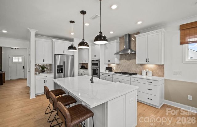 1016 WT Ferguson Drive, Matthews, NC 28104