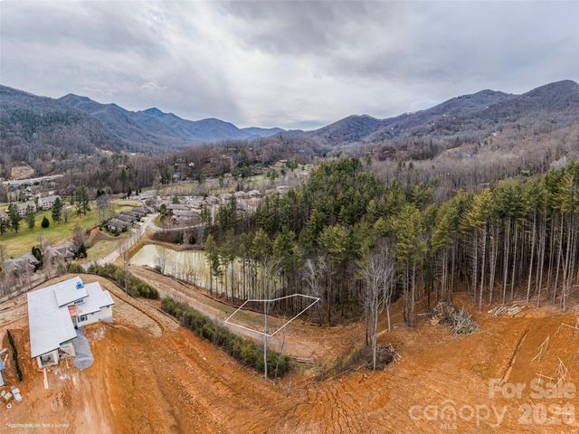 9 Freshwater Cove, Maggie Valley, NC 28751
