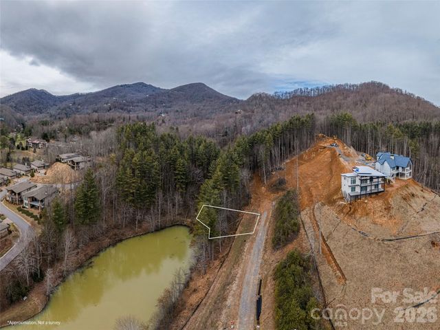 9 Freshwater Cove, Maggie Valley, NC 28751