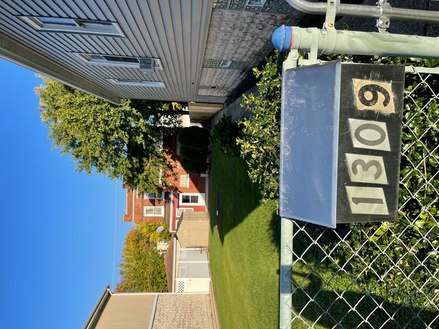 1309 Maple Avenue, Berwyn, IL 60402