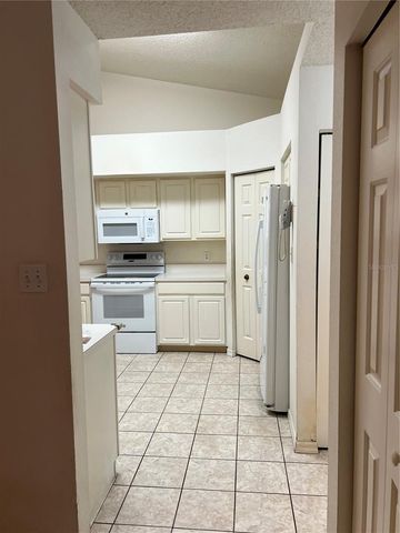 6381 EGRET DRIVE 14, Lakeland, FL 33809