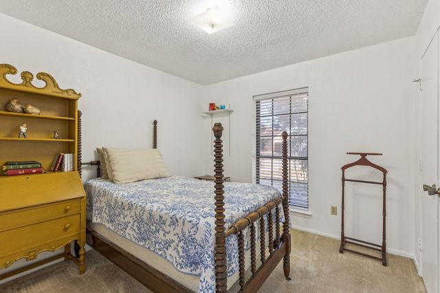 2009 Glenbrook Meadows Drive, Garland, TX 75040