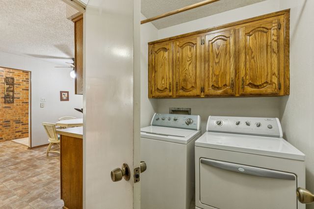 2009 Glenbrook Meadows Drive, Garland, TX 75040