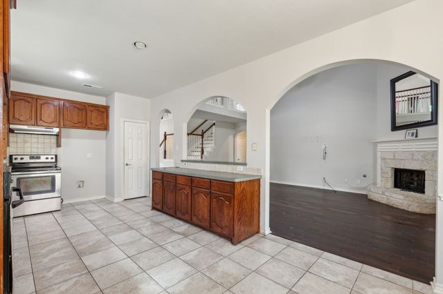 1500 Chateau Lane, Mansfield, TX 76063