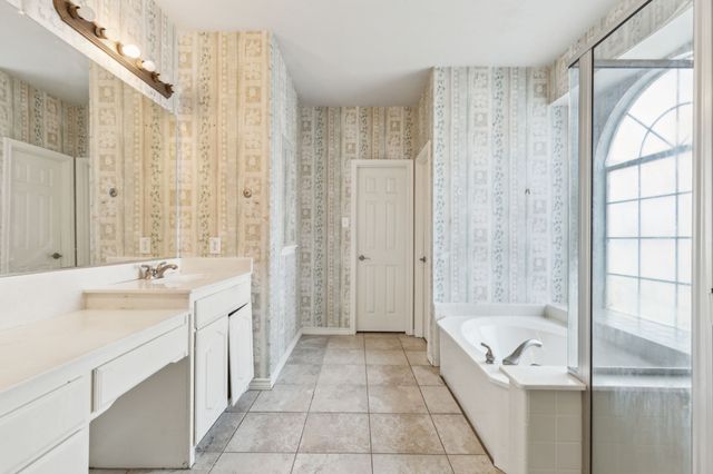 1500 Chateau Lane, Mansfield, TX 76063