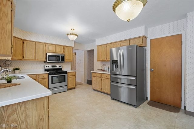 407 Marviel Drive, Fairlawn, OH 44333