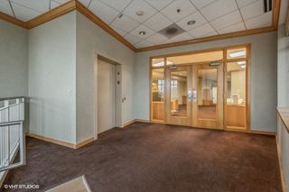 2019 Dean Street, St. Charles, IL 60174