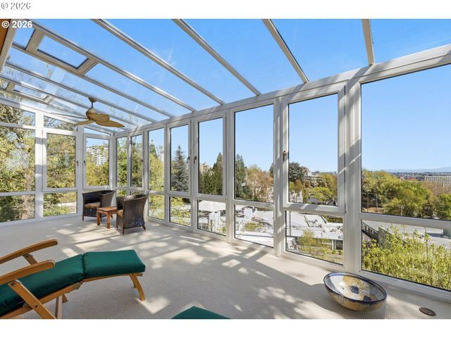 2107 Sw MARKET STREET Dr, Portland, OR 97201