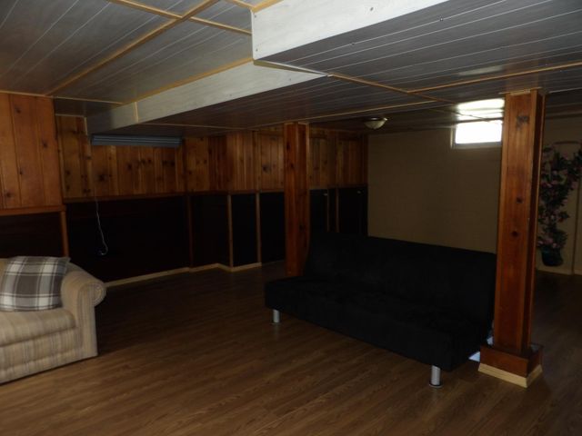 1920 2nd Avenue SE, Austin, MN 55912