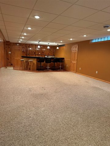 2482 65th Street, Vinton, IA 52349