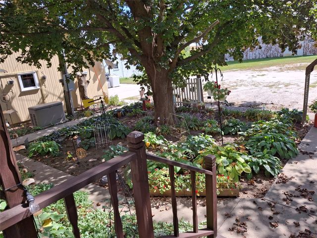 2482 65th Street, Vinton, IA 52349