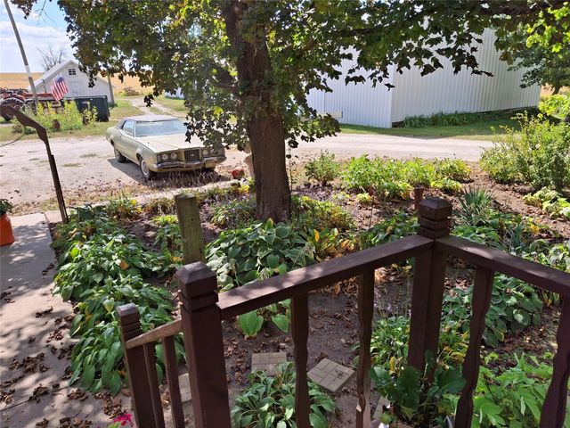 2482 65th Street, Vinton, IA 52349