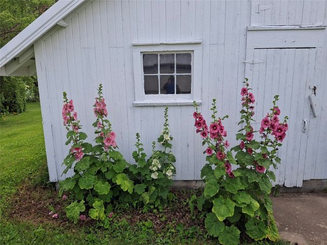 2482 65th Street, Vinton, IA 52349