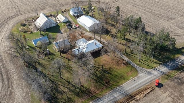 2482 65th Street, Vinton, IA 52349