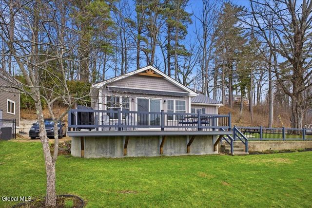 13 Terrace Dr Ext, Lake Luzerne, NY 12846