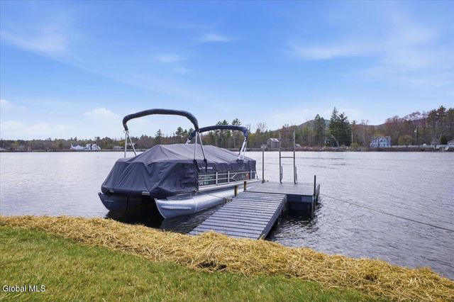 13 Terrace Dr Ext, Lake Luzerne, NY 12846