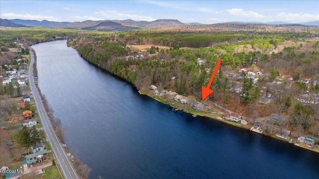 13 Terrace Dr Ext, Lake Luzerne, NY 12846
