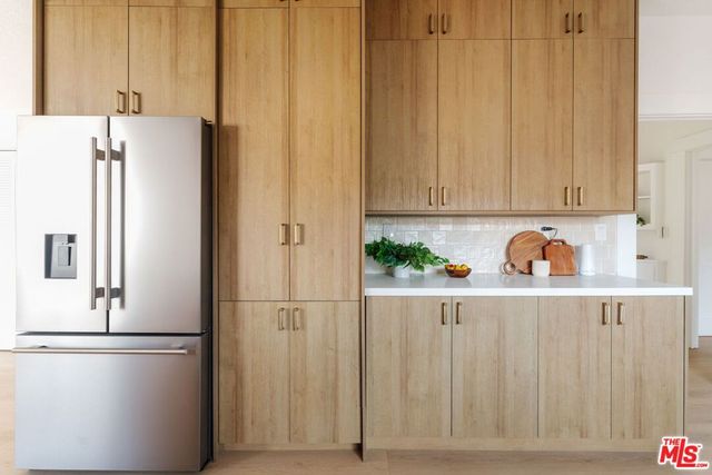 1317 W 48th Street, Los Angeles, CA 90037