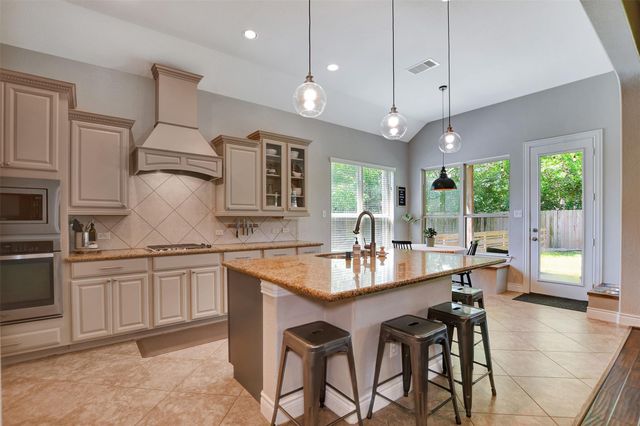 9618 Brannok Lane, Tomball, TX 77375