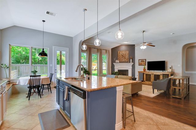 9618 Brannok Lane, Tomball, TX 77375