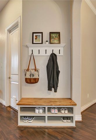 9618 Brannok Lane, Tomball, TX 77375