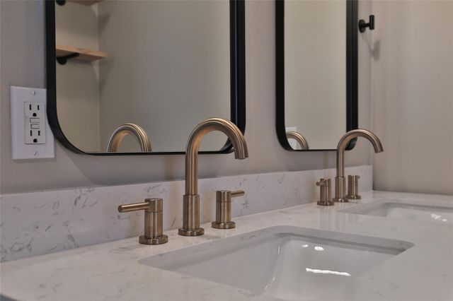 423 W 32nd Street, Houston, TX 77018