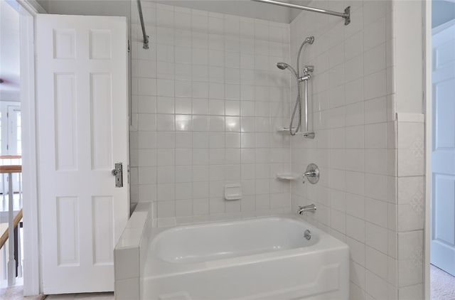 423 W 32nd Street, Houston, TX 77018