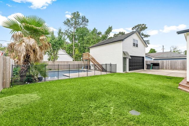 423 W 32nd Street, Houston, TX 77018