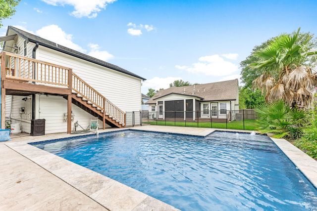 423 W 32nd Street, Houston, TX 77018