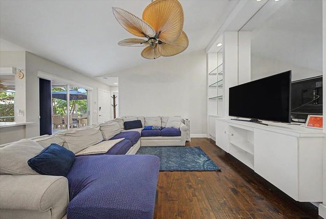 4203 Water Oak Court, Palm Beach Gardens, FL 33410