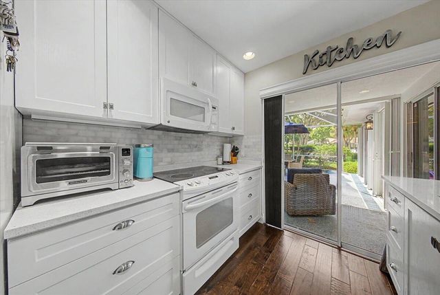 4203 Water Oak Court, Palm Beach Gardens, FL 33410