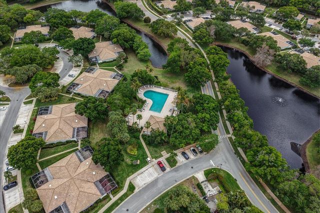 4203 Water Oak Court, Palm Beach Gardens, FL 33410