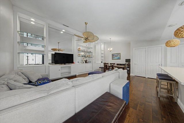 4203 Water Oak Court, Palm Beach Gardens, FL 33410