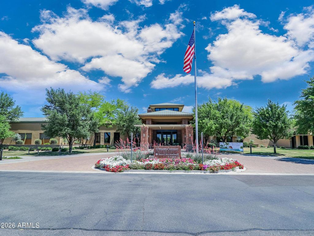Image 54 of property listing at 7369 W CACTUS WREN Way, Florence, AZ 85132