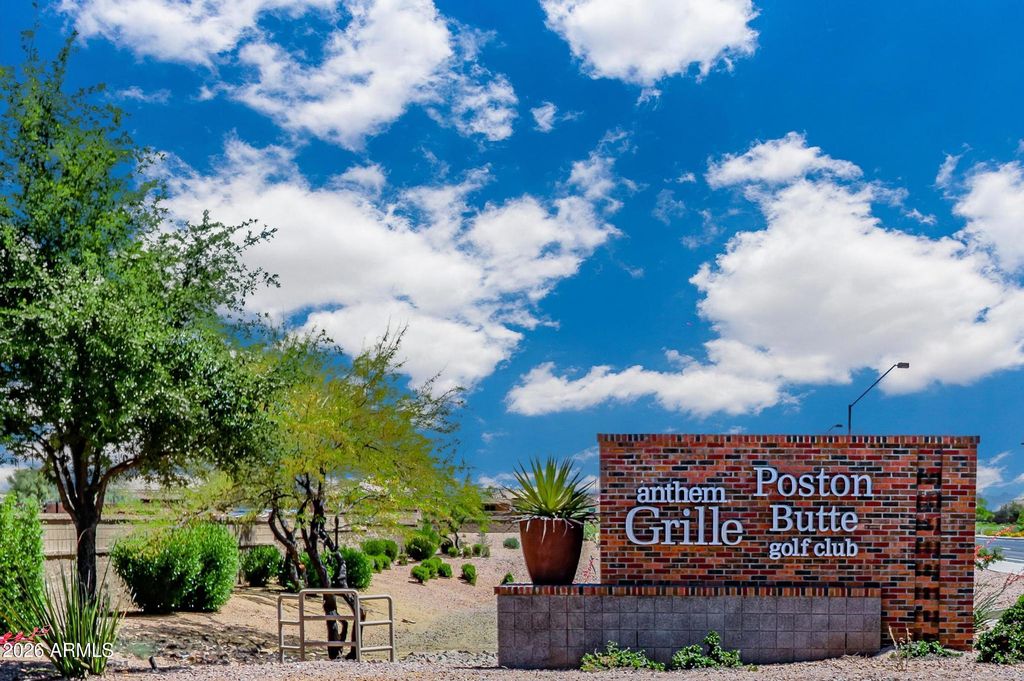 Image 55 of property listing at 7369 W CACTUS WREN Way, Florence, AZ 85132