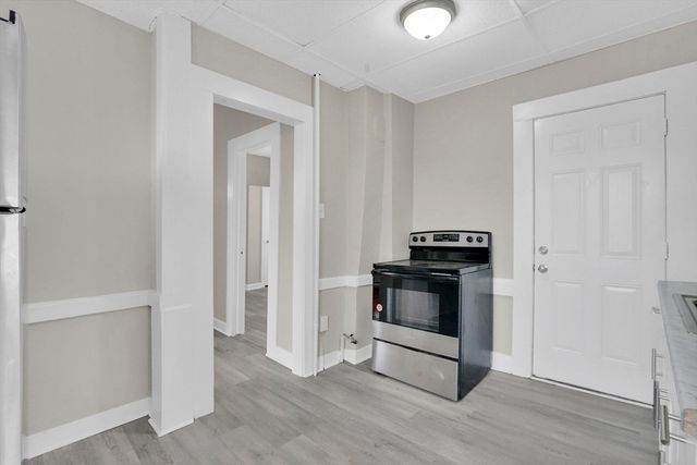 139 Bay St, Springfield, MA 01109