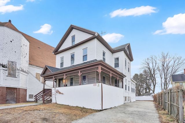 139 Bay St, Springfield, MA 01109
