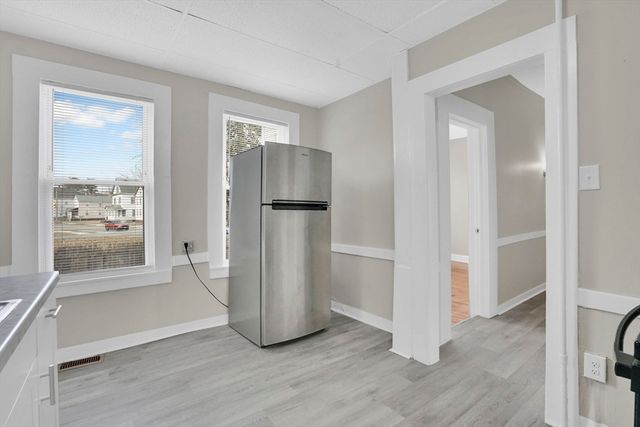 139 Bay St, Springfield, MA 01109