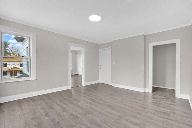 139 Bay St, Springfield, MA 01109