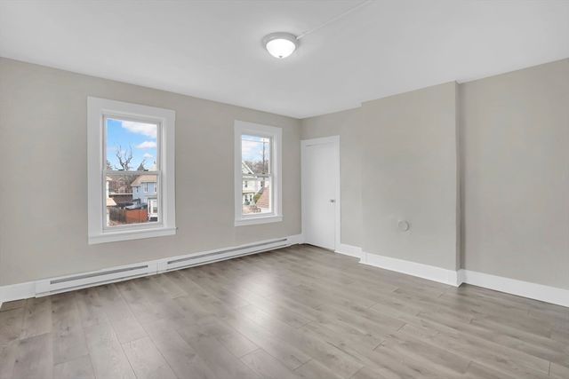 139 Bay St, Springfield, MA 01109